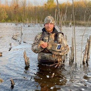 Meet your Posher, Dustin